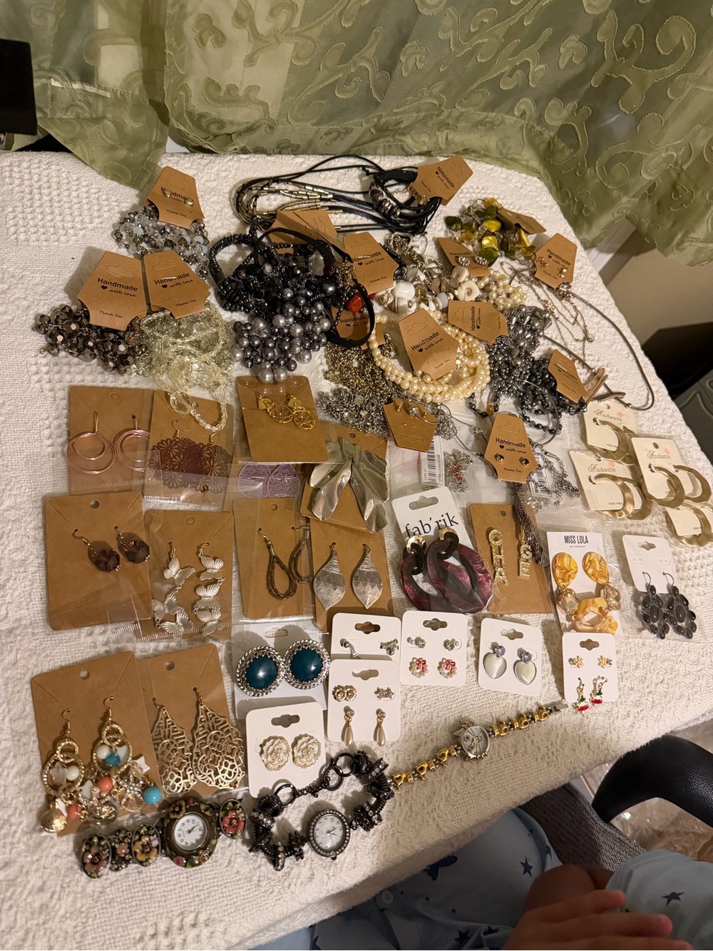 Assorted Women’s Jewelry Collection - Mixed Colors